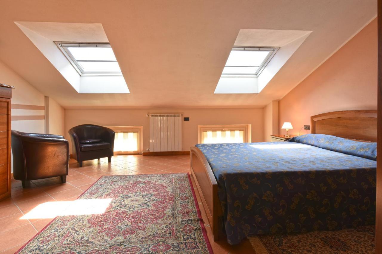 Hotel Ristorante Borgovecchio Montegrosso dʼAsti Eksteriør bilde
