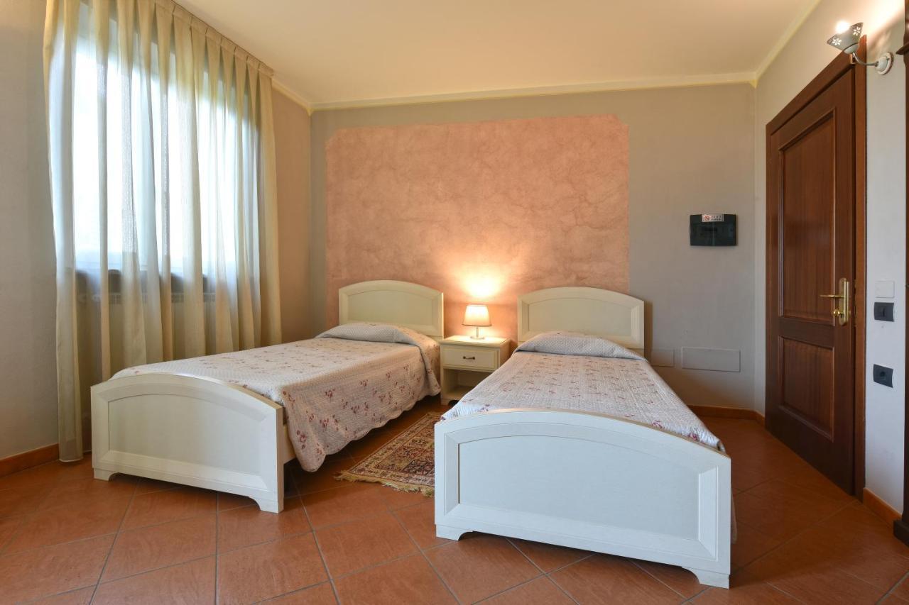 Hotel Ristorante Borgovecchio Montegrosso dʼAsti Eksteriør bilde