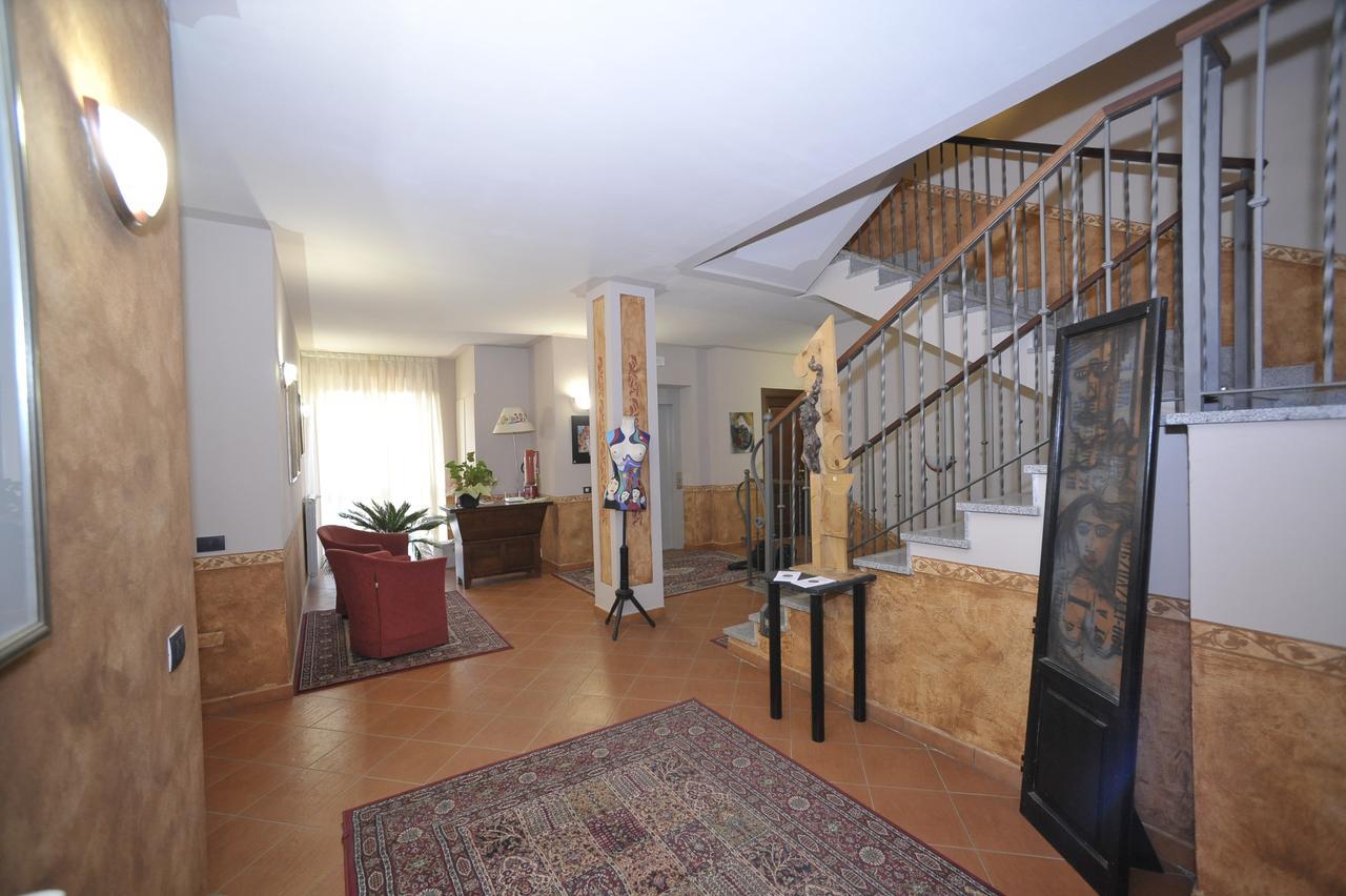 Hotel Ristorante Borgovecchio Montegrosso dʼAsti Eksteriør bilde